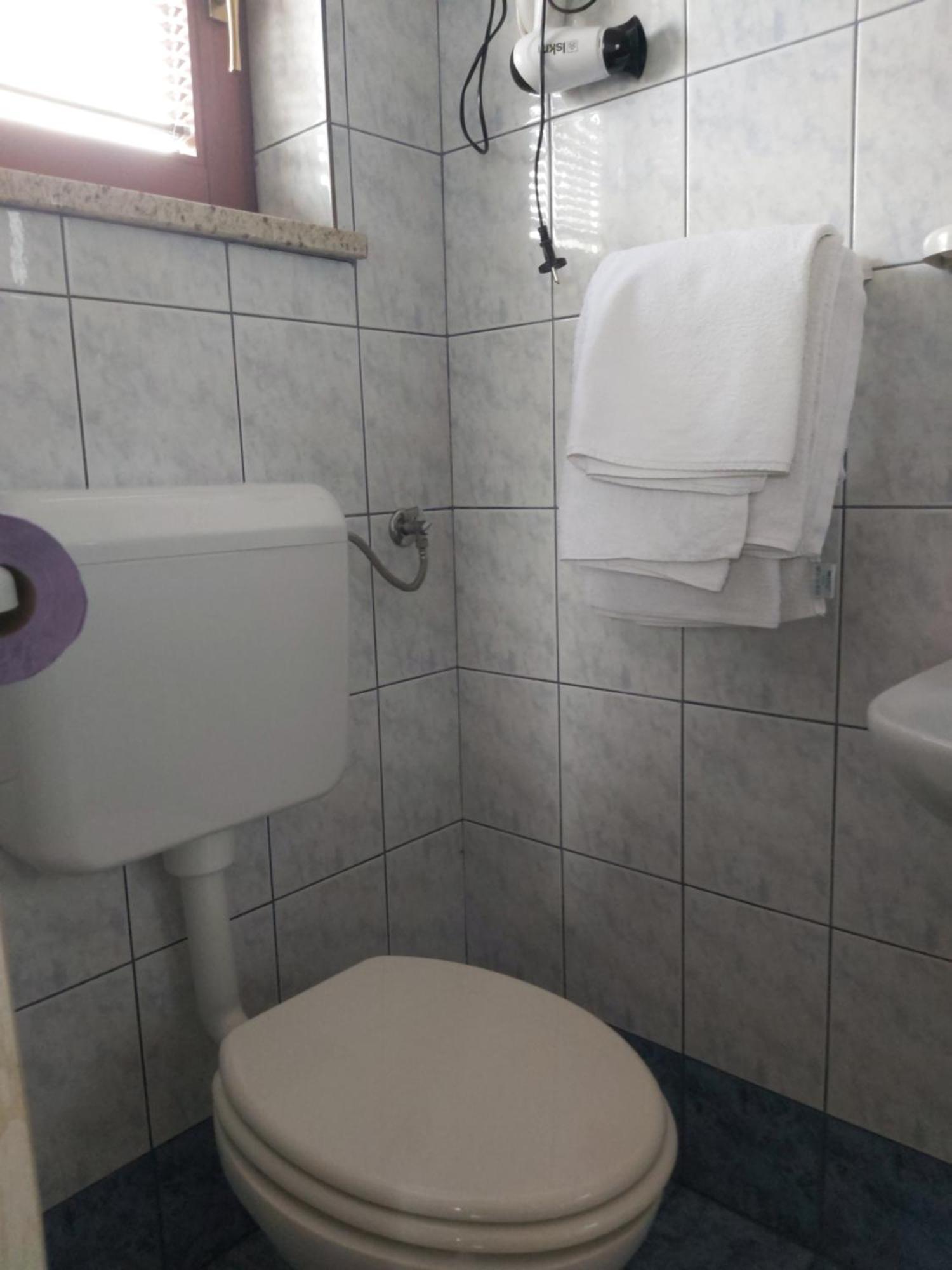 Rooms Zagon Postojna Exterior photo